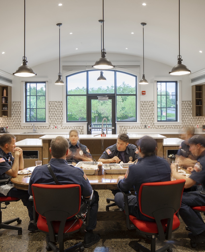 South Metro Fire Rescue Station No. 32 | Open kitchen and dining